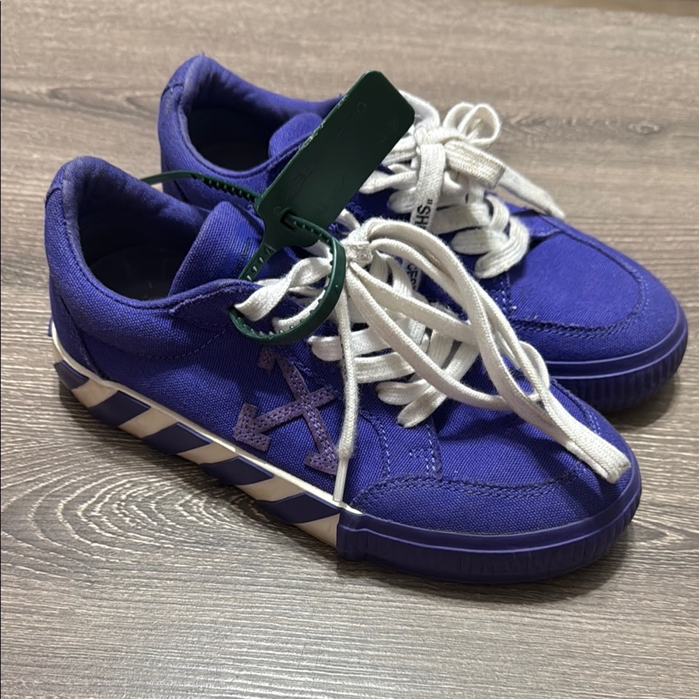 Kids Purple Sneakers